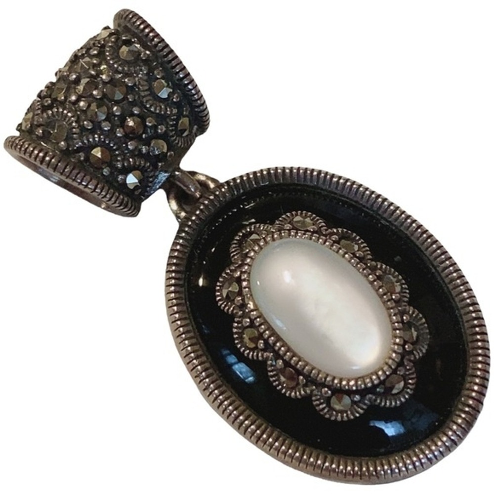 Vintage 925 Sterling Silver Onyx Mother of Pearl Oval Marcasite Slide Pendant